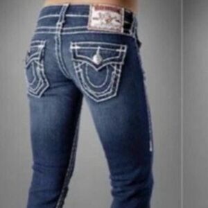 True Religion Bootcut Made in USA Cotton Blend Medium Dark Wash size 30